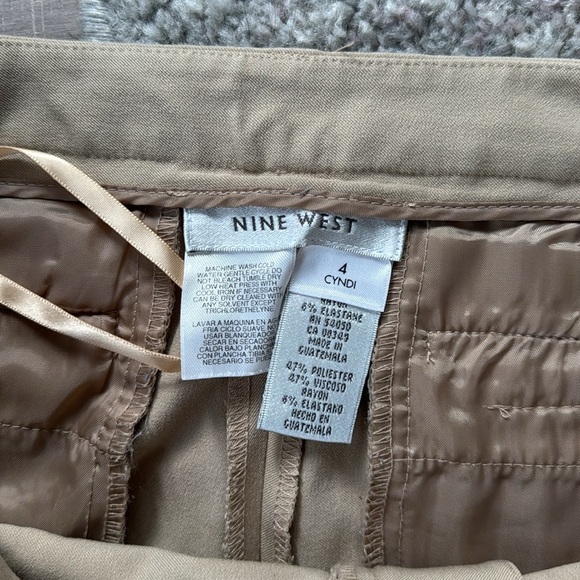 Nine West Women's Light Khaki Dress Cyndi Straight Leg Pants Sz 4 - Picture 3 of 5